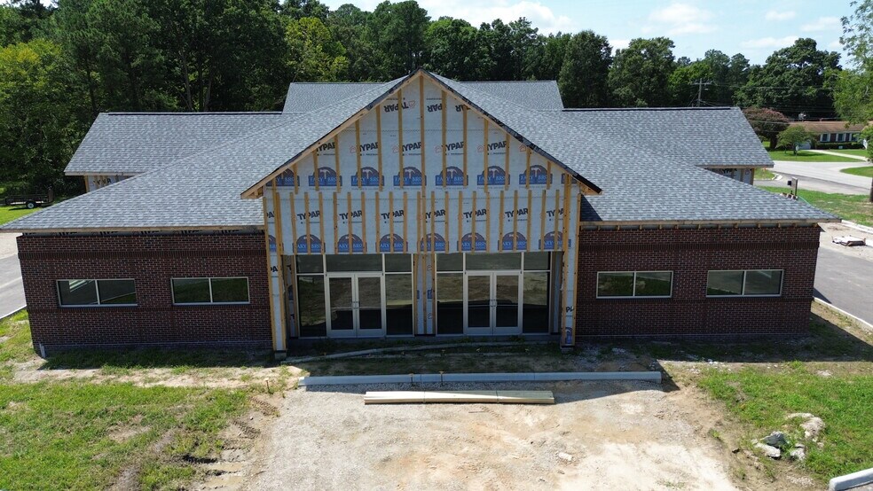 Primary Photo Of 8529 George Washington Memorial Hwy, Yorktown Medical For Lease