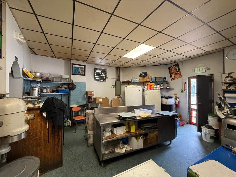 More Photos Of 2420 Massachusetts Ave, Cambridge Storefront For Lease