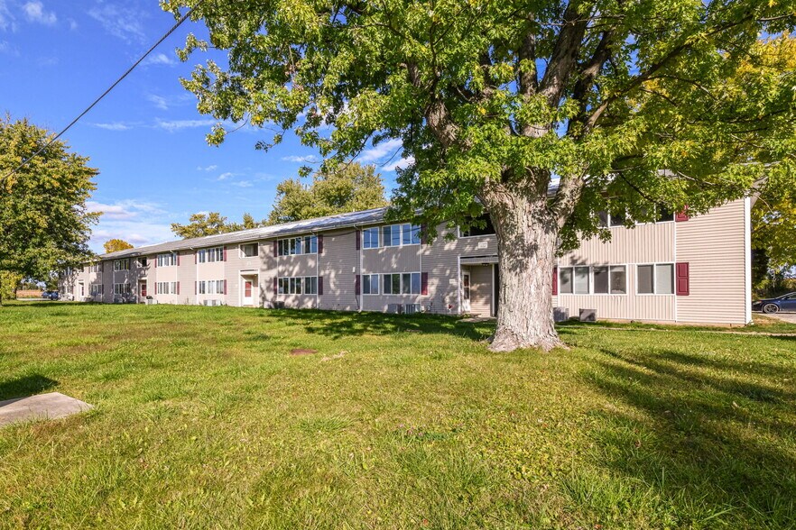 More Photos Of 2171 S 300 E, Kokomo Apartments For Sale