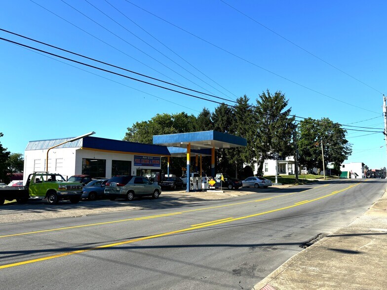 More Photos Of 355 W Main St, Lebanon Service Station For Sale