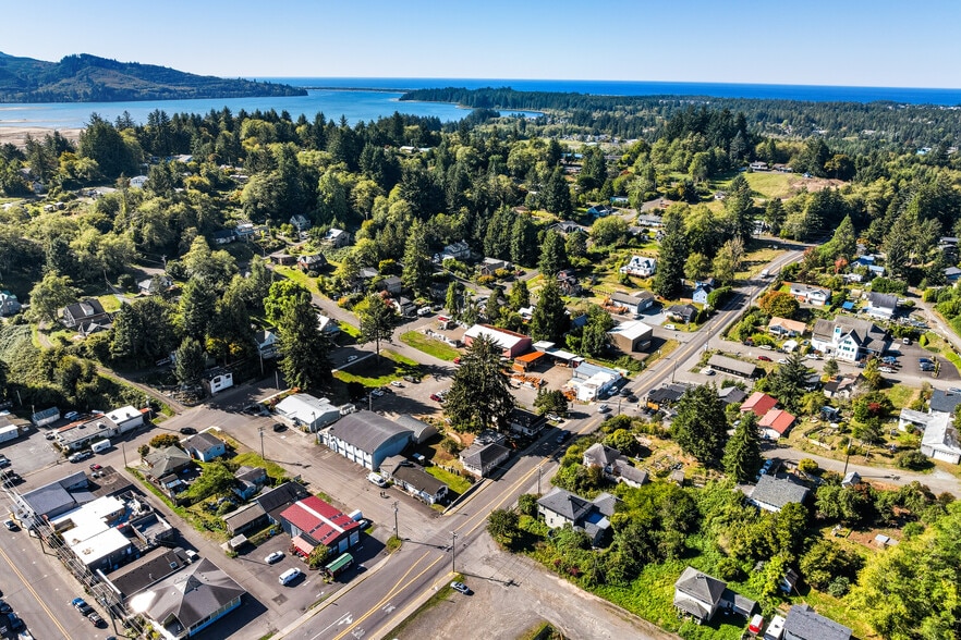 More Photos Of 12955 Highway 101 N, Nehalem General Retail For Sale
