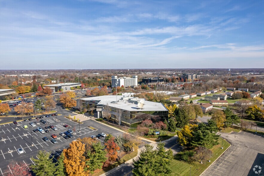 More Photos Of 2400 Corporate Exchange Dr, Columbus Office For Sale