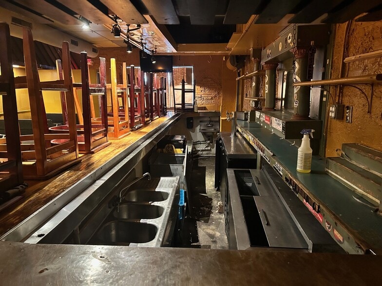 More Photos Of 2907-2911 Odonnell St, Baltimore Restaurant For Lease