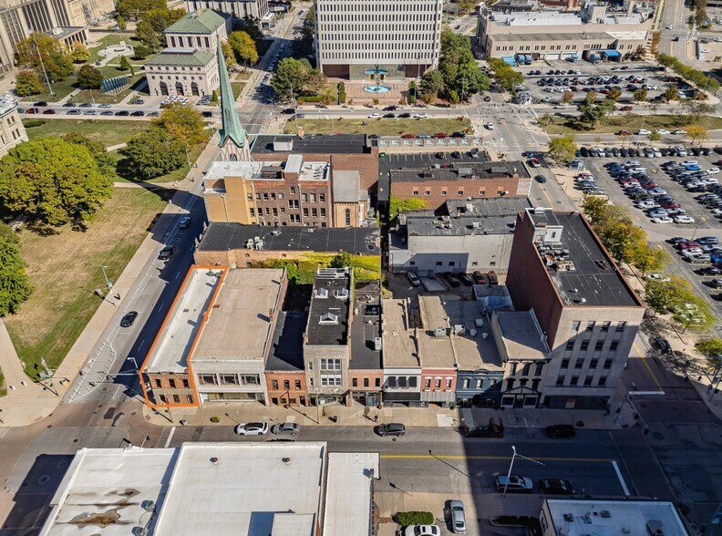 More Photos Of 624 Adams St, Toledo Office For Sale