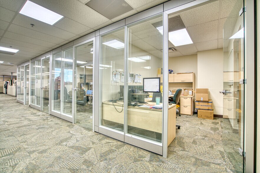 More Photos Of 7350 E Dry Creek Rd, Longmont Flex For Sale