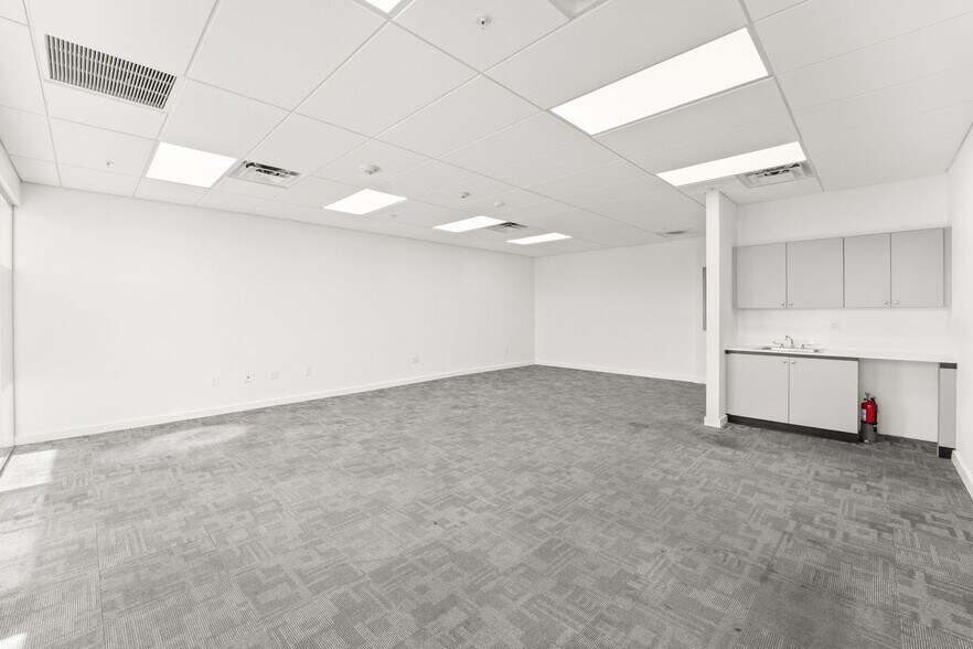 More Photos Of 2980 NE 207th St, Aventura Office Residential For Lease