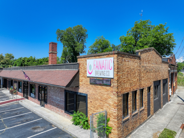 Primary Photo Of 2723-2735 N Central St, Knoxville Distribution For Sale