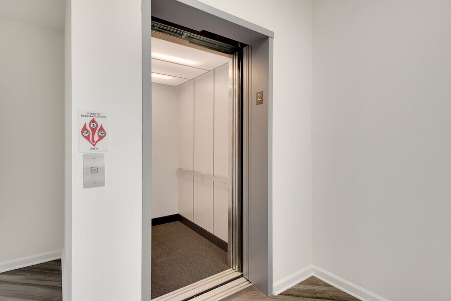 More Photos Of 3546 Worthington Blvd, Frederick Storefront Retail Office For Lease