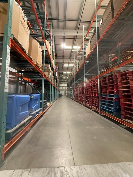 More Photos Of 450 Woodland Ave, Bloomfield Warehouse For Sale