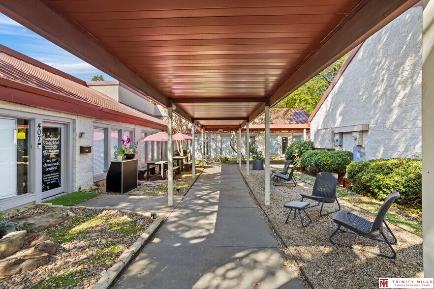 More Photos Of 2761 E Trinity Mills Rd, Carrollton Unknown For Lease