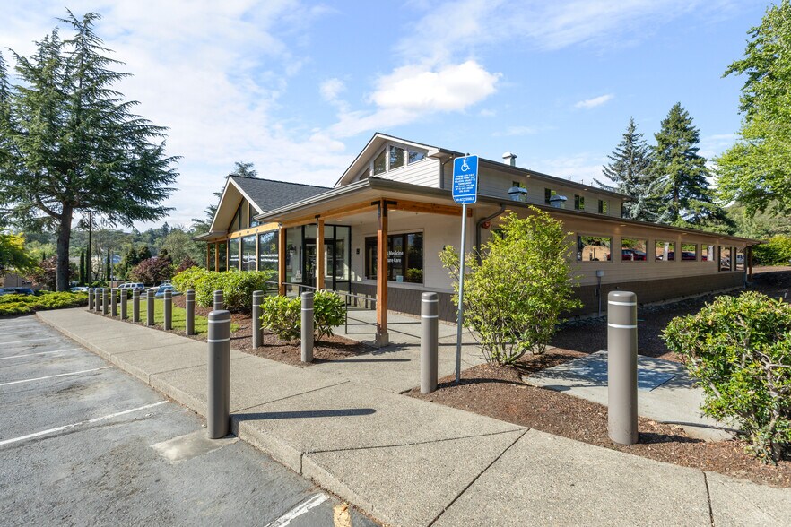 More Photos Of 277 Medical Loop, Roseburg Medical For Lease