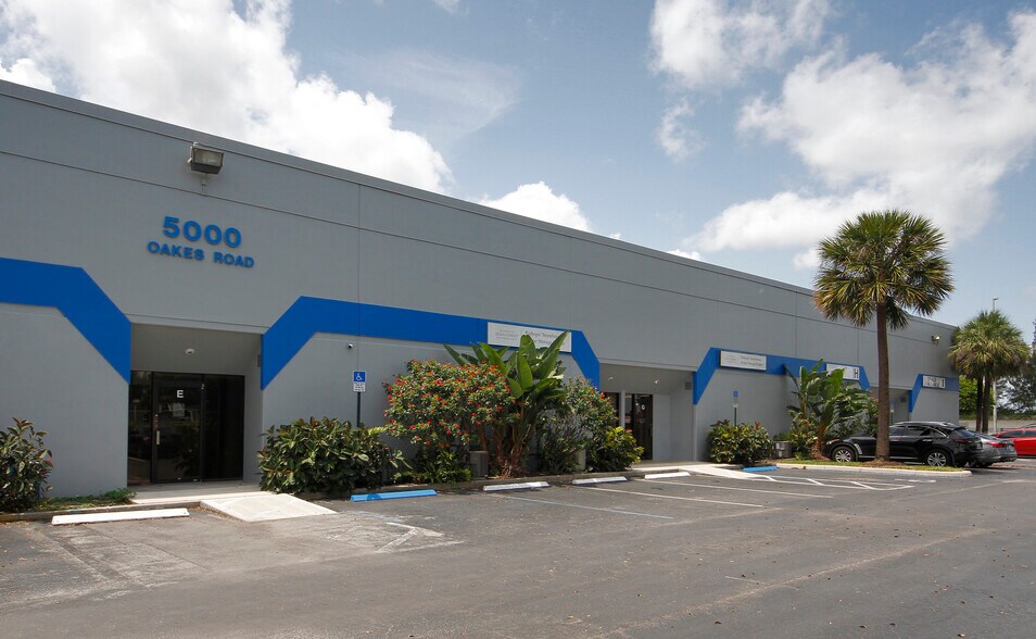 Primary Photo Of 3650 Hacienda Blvd, Davie Unknown For Lease