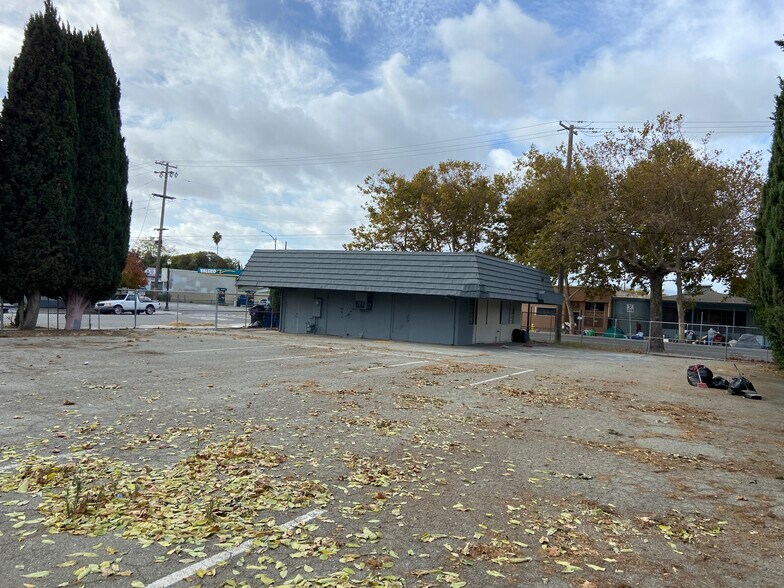 More Photos Of 802 N 13th St, San Jose Fast Food For Lease