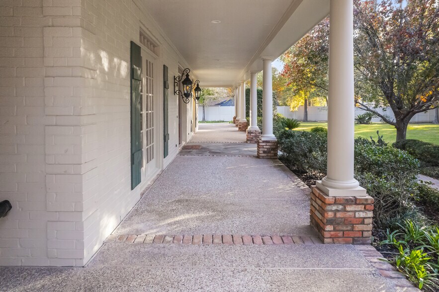 More Photos Of 25522 McDonald Rd, Spring Lodge Meeting Hall For Sale