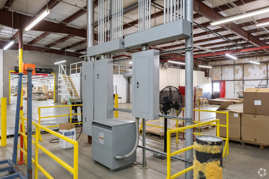 More Photos Of 3750 Industrial Dr, Carlyle Warehouse For Sale