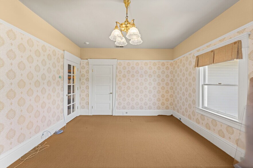 More Photos Of 503 W Palm Dr, Placentia Office Residential For Lease