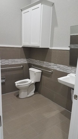 More Photos Of 5899 Preston Rd, Frisco Medical For Sale