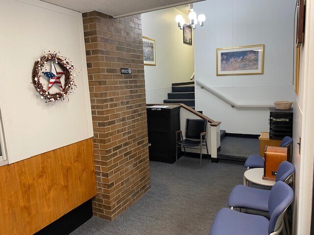 More Photos Of 211 Maple St, Big Rapids Office Residential For Lease