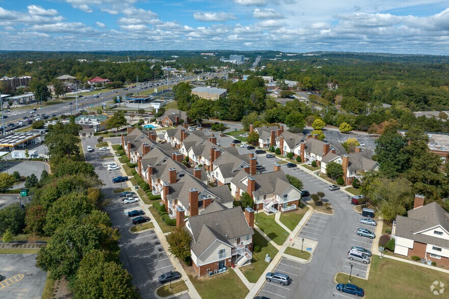 More Photos Of 3 Greenhill Pky, Birmingham Apartments For Sale