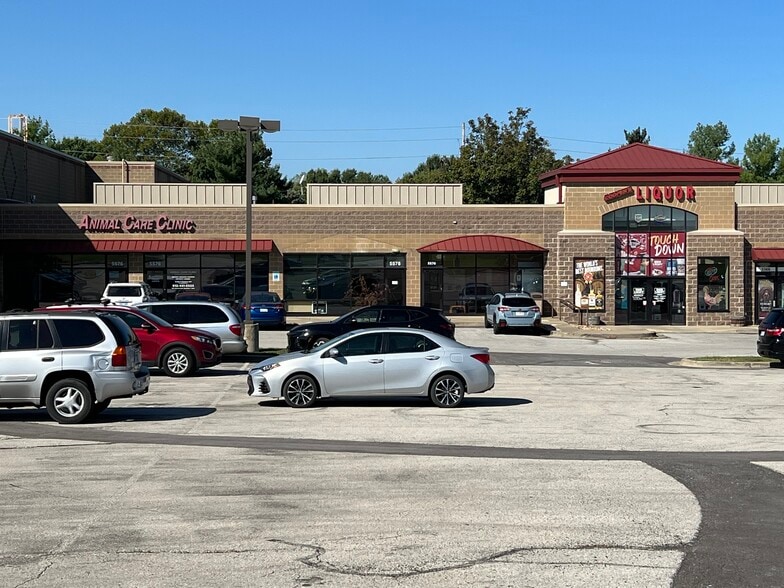 More Photos Of 5542-5600 Hedge Lane Ter, Shawnee Unknown For Lease