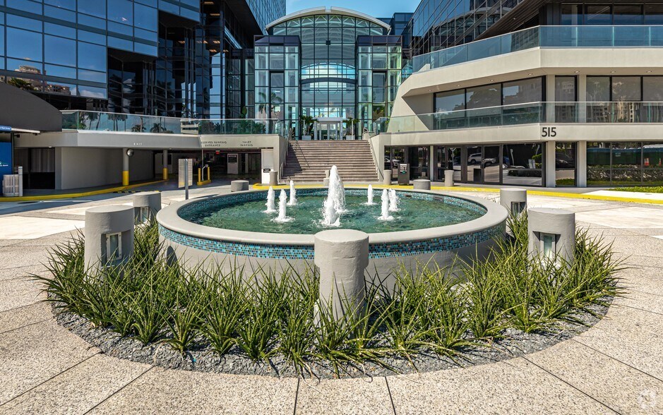 More Photos Of 515 N Flagler Dr, West Palm Beach Office Residential For Lease