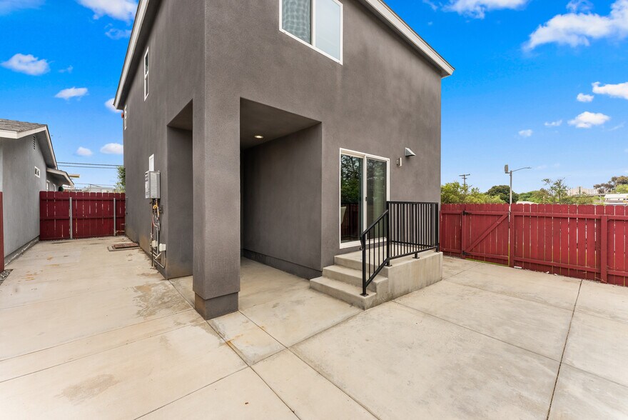 More Photos Of 1138 S 35th St, San Diego Multifamily For Sale