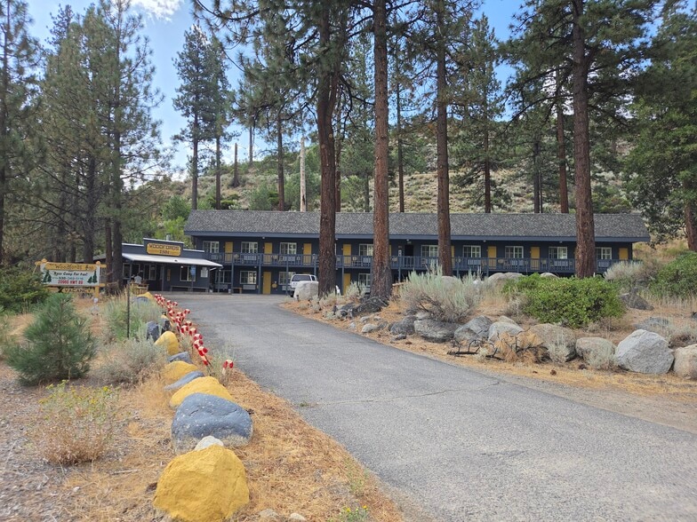 Primary Photo Of 20960 Alpine State Hwy, Markleeville Hotel For Sale