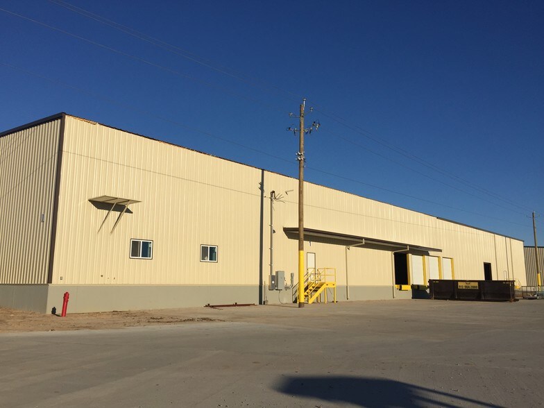 More Photos Of 5240-5250 Old Louisville Rd, Pooler Unknown For Lease