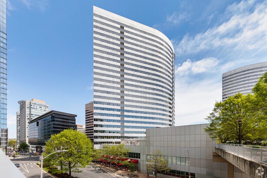 Primary Photo Of 1100 Wilson Blvd, Arlington Office For Lease