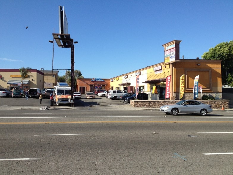 More Photos Of 417 W El Segundo Blvd, Los Angeles Freestanding For Lease
