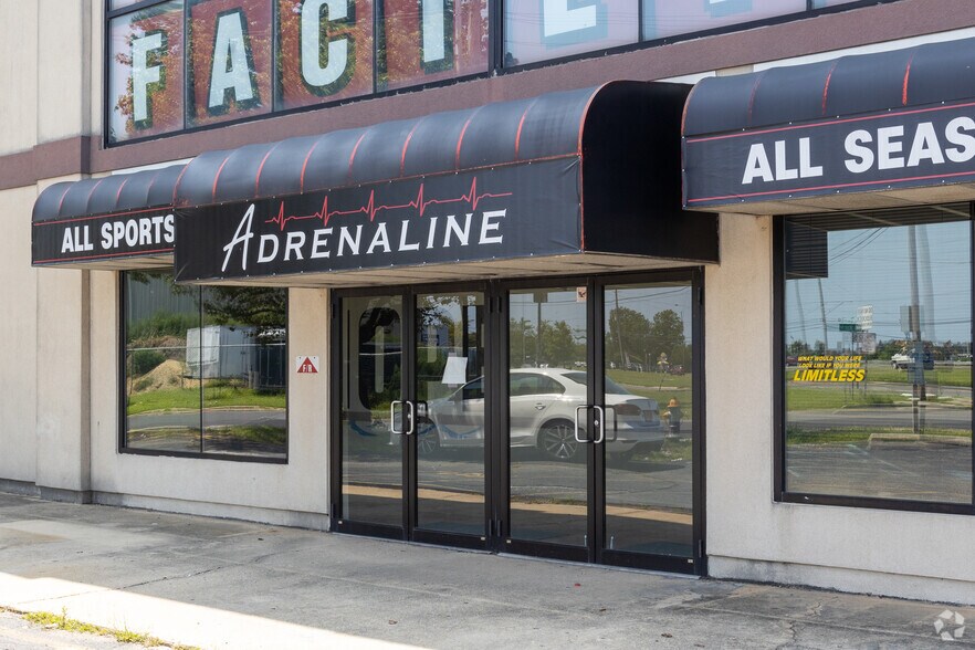 More Photos Of 1 S Main St, Toms River Warehouse For Lease