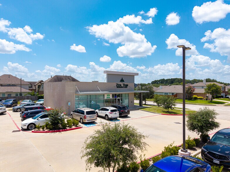 More Photos Of 25031 Westheimer Pky, Katy Storefront For Sale