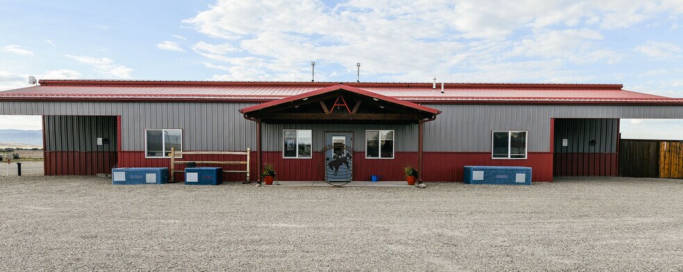 More Photos Of 40 Taylor dr, Dillon Industrial For Sale