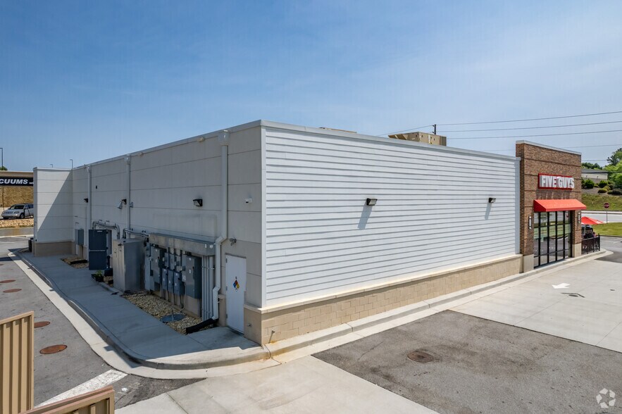 More Photos Of 1435 S Highway 27, Carrollton Freestanding For Lease