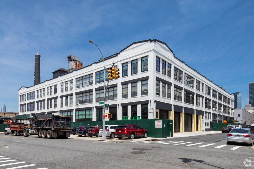 More Photos Of 30-02 48th Ave, Long Island City Office For Lease