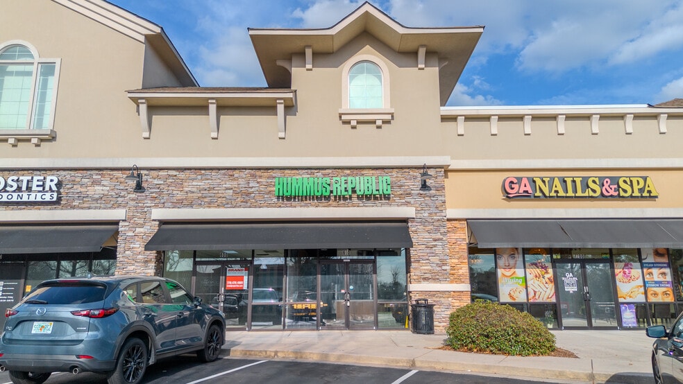 More Photos Of 1942 Atkinson Rd, Lawrenceville Freestanding For Sale