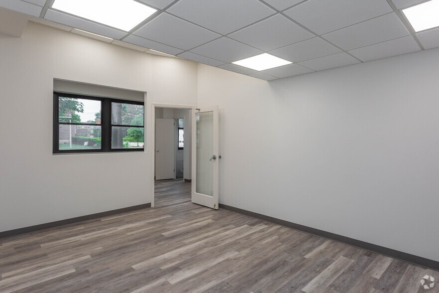 More Photos Of 520 Franklin Ave, Garden City Medical For Lease