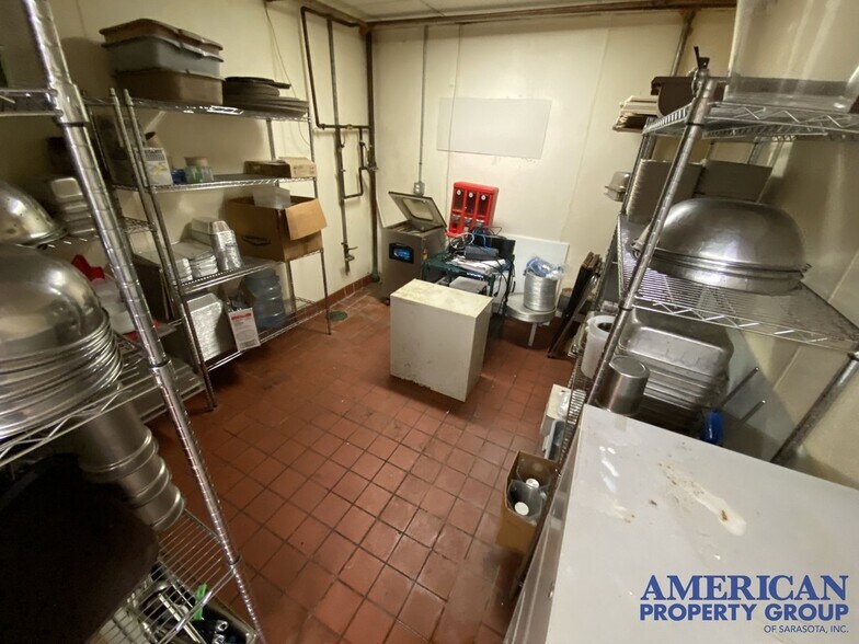 More Photos Of 406 US Highway 41 Byp N, Venice Restaurant For Lease