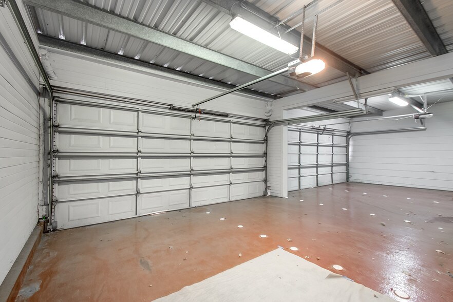 More Photos Of 3200 W 4th St, Fort Worth Loft Creative Space For Sale