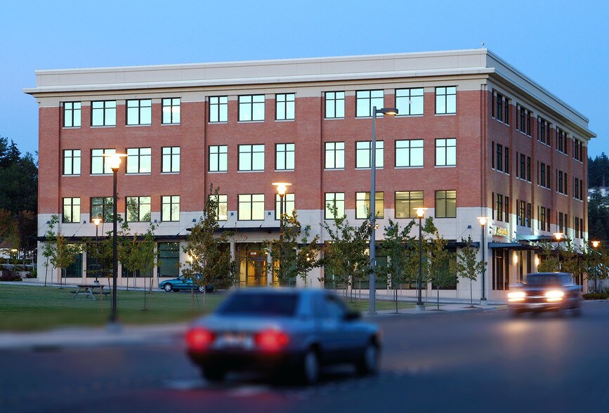 More Photos Of 2219 Rimland Dr, Bellingham Office For Lease