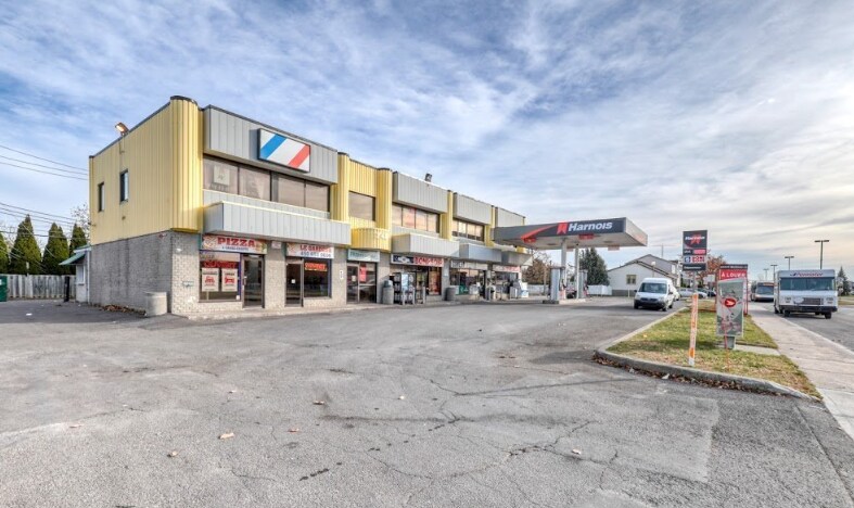 More Photos Of 248 Boul J.-A.-Paré, Repentigny Storefront Retail Office For Sale