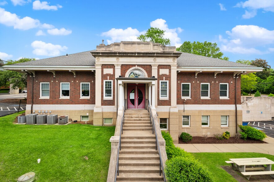 More Photos Of 500 Chadwick St, Sewickley Medical For Sale