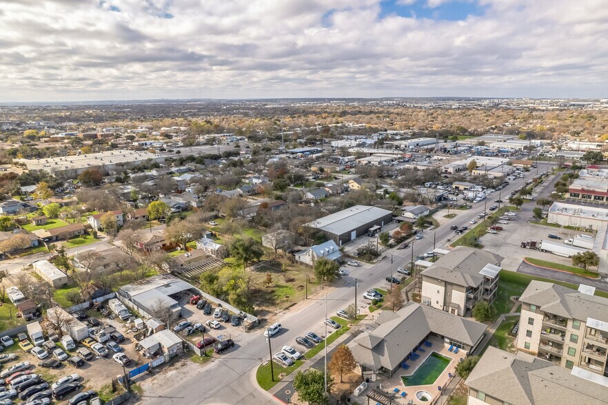 More Photos Of 301 Ferguson Dr, Austin Land For Sale
