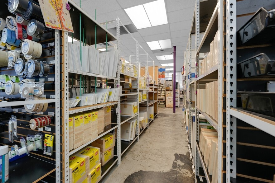 More Photos Of 953 Brunette Ave, Coquitlam General Retail For Sale