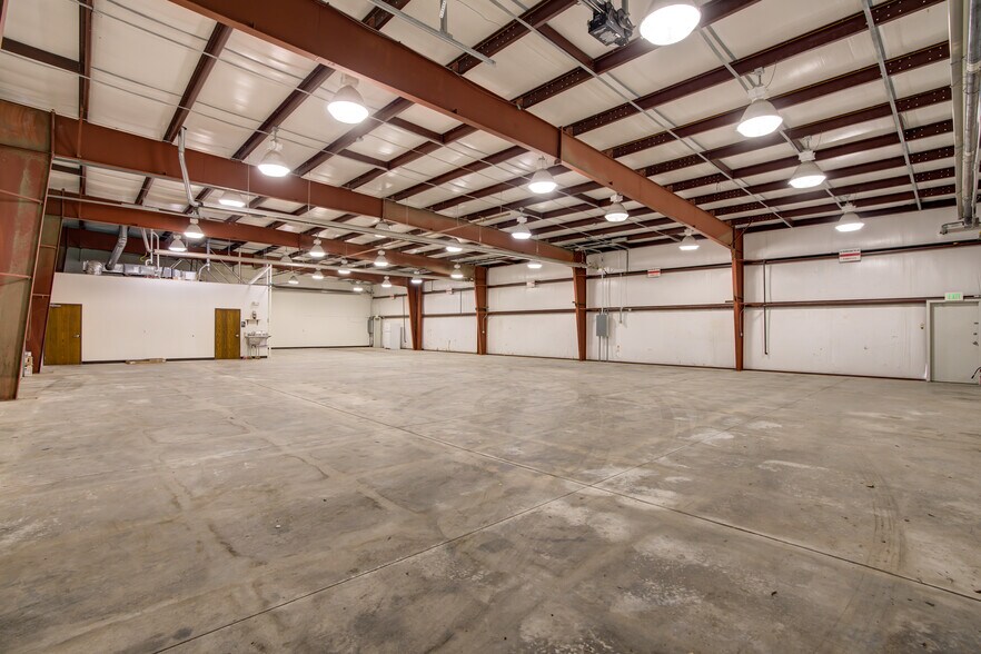 More Photos Of 5739 Observation Ct, Colorado Springs Warehouse For Lease
