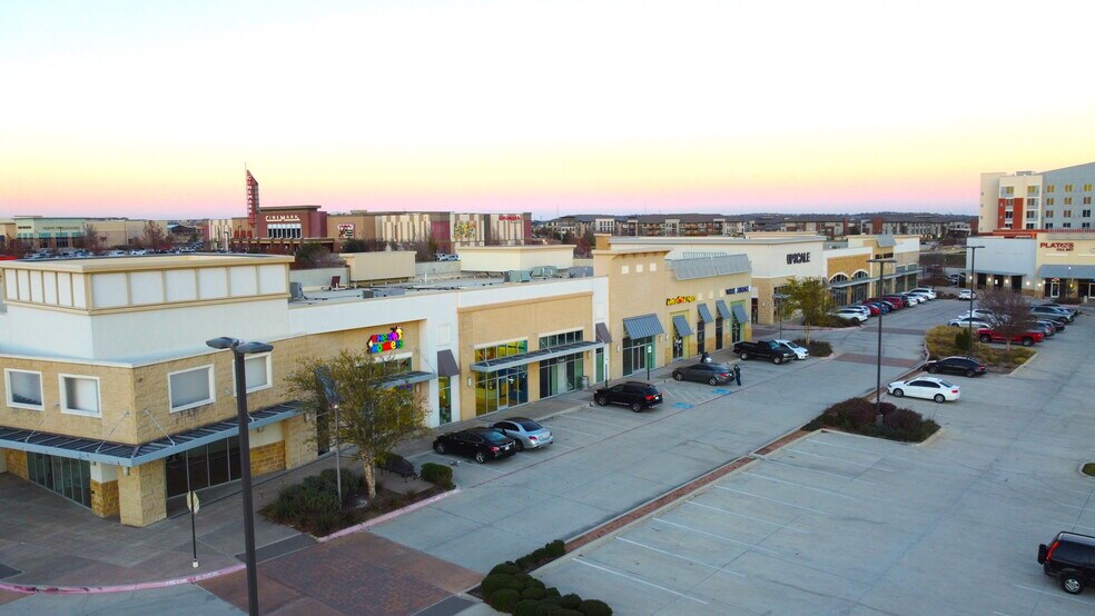 More Photos Of 9120 North Fwy Pky, Fort Worth Unknown For Lease