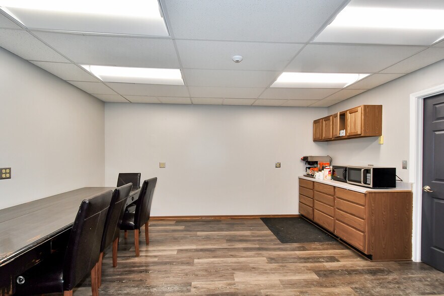 More Photos Of 4485 Route 71, Oswego Warehouse For Lease