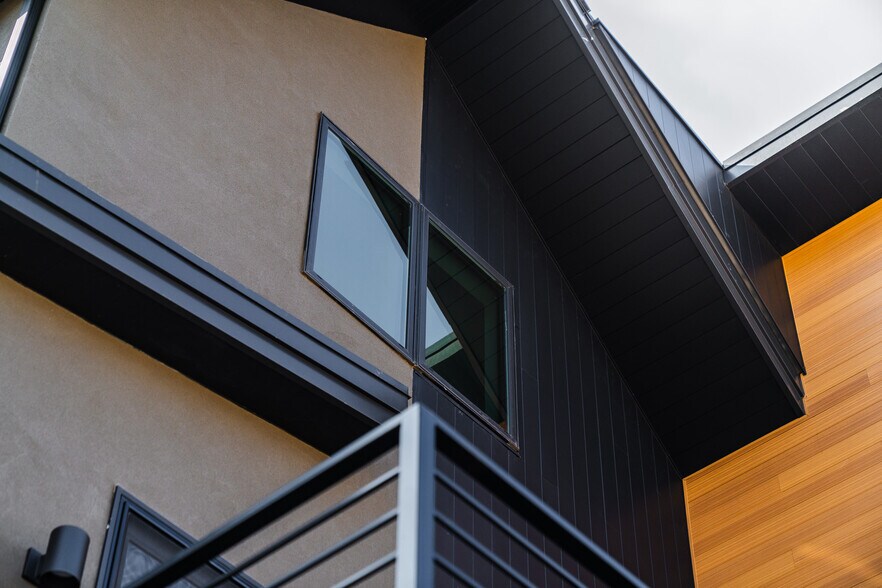 More Photos Of 421 Chestnut St, Buena Vista Apartments For Sale