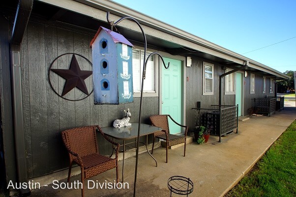 More Photos Of 2604-2606 Ektom Dr, Austin Apartments For Sale