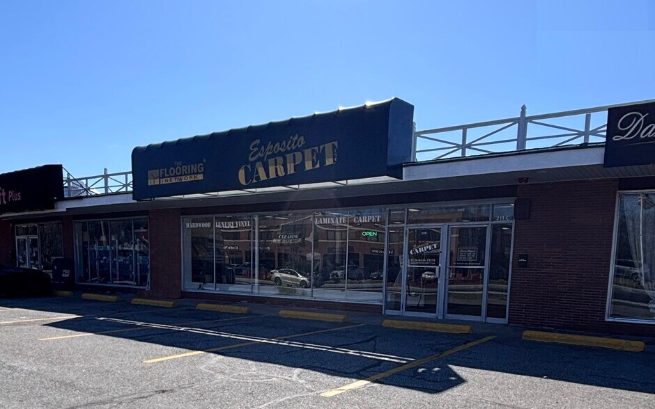 More Photos Of 211 Lowell St, Wilmington Unknown For Lease